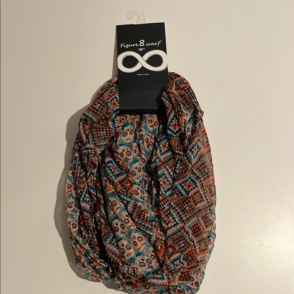 D&Y Multicolor Geometric Figure 8 Scarf
